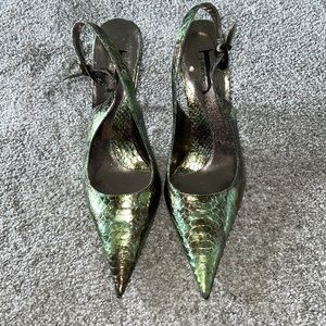 J.Renee’ Faux Snake Skin Green Sling Backs 10M